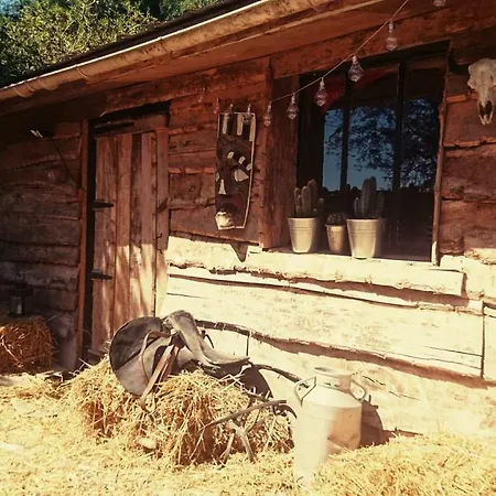 La Cabane Aux Loups Crépy-en-Valois Exterior foto