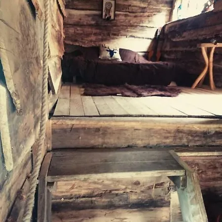 La Cabane Aux Loups Crépy-en-Valois Exterior foto