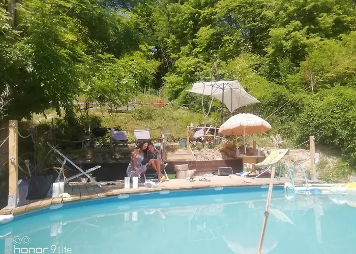 La Cabane Aux Loups